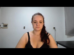 Sapeca-hot - female with red hair webcam at xLoveCam