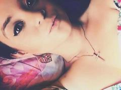 Sapeca-hot - female with red hair webcam at xLoveCam