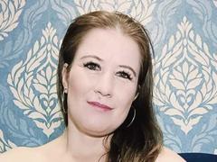 SaraBlondieMilf - blond female webcam at xLoveCam