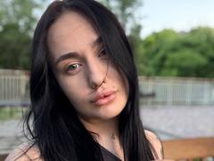 SaraFlame - female with black hair webcam at xLoveCam