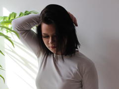 SaraLawman - female with black hair webcam at LiveJasmin