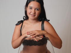 sarajhonsonn - female with black hair and  big tits webcam at ImLive