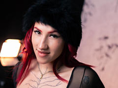 SaraJoyce - female with red hair and  big tits webcam at xLoveCam