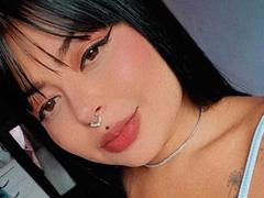 SaraLaJolie from xLoveCam