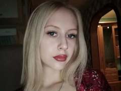 SaraLive-hot from xLoveCam