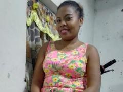 SaraMelody - female webcam at xLoveCam