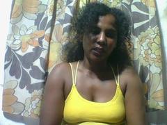 SaraMelody - female webcam at xLoveCam