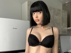 SaraMiner - female webcam at xLoveCam