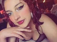 SaraRossee - female webcam at xLoveCam