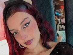 SaraRossee - female webcam at xLoveCam