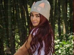 sarahsilver - female with red hair and  small tits webcam at LiveJasmin