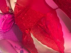 SaraVelvett from xLoveCam