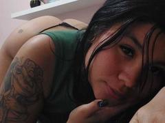 SaraWalkerr - female with red hair webcam at xLoveCam