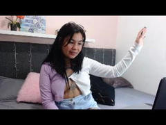 SaraWalkerr - female with red hair webcam at xLoveCam