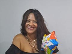 SusanJim - female with black hair webcam at LiveJasmin