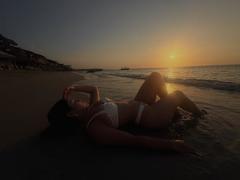 SarahLanne - female with brown hair and  big tits webcam at xLoveCam
