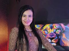 SarahMoonOne - female webcam at xLoveCam