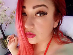 SarahMoonx - female with red hair webcam at xLoveCam