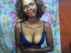 SarahRe - female webcam at xLoveCam