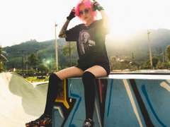 PaoRoman - female with brown hair webcam at LiveJasmin