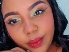 SarahSmity - female with black hair and  big tits webcam at xLoveCam