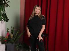 SarahBatler - blond female with  big tits webcam at LiveJasmin