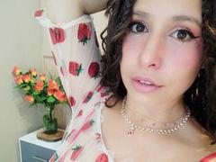 MelisaWhite - female with brown hair and  big tits webcam at xLoveCam