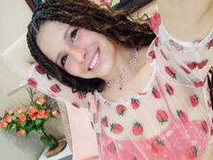 MelisaWhite - female with brown hair and  big tits webcam at xLoveCam