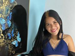 Sarahy69 from xLoveCam