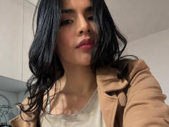 SaschaHelen - female with black hair webcam at xLoveCam
