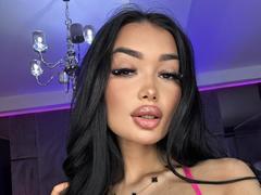 SashaFerrera - female with black hair and  big tits webcam at xLoveCam
