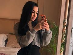 SashaLorenz - female with brown hair and  big tits webcam at xLoveCam
