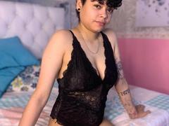 SashaVenom - female with black hair and  big tits webcam at xLoveCam