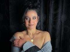 SasiLuna from xLoveCam