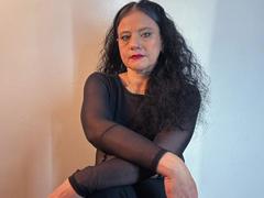 SasiLuna - female with black hair webcam at xLoveCam