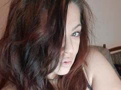 SatisfyMyDesires - female with black hair webcam at xLoveCam