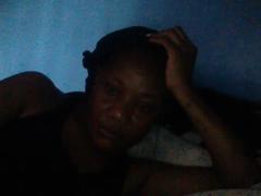 SavageBabeLaura - female webcam at xLoveCam