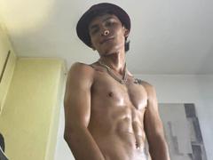 SavageLoverr - male webcam at xLoveCam