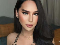 SavanaStallionCock - shemale with black hair and  big tits webcam at xLoveCam