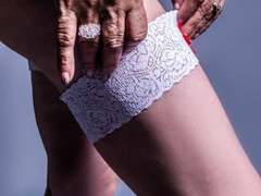 SavanahJones - female with brown hair and  big tits webcam at xLoveCam