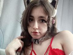 SavyLoly from xLoveCam
