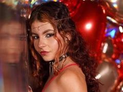 ScarletBlazeX - female with red hair webcam at xLoveCam