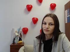 ScarletMuce from xLoveCam