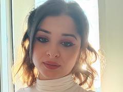 ScarletStar - female with brown hair and  big tits webcam at LiveJasmin