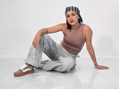 ScarlethFely - female with black hair webcam at xLoveCam