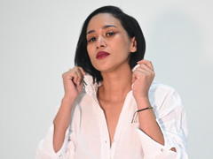 ScarlethFely - female with black hair webcam at xLoveCam