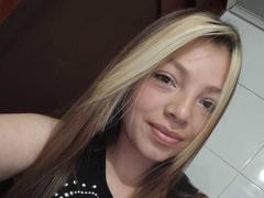 ScarlettAmelia - blond female webcam at xLoveCam