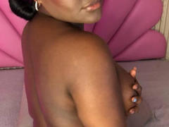 ScarlettHottiest - female with black hair webcam at xLoveCam