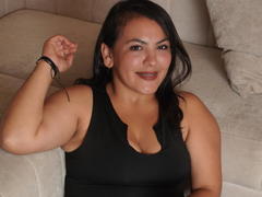 ScarlettOxford - female with black hair and  big tits webcam at xLoveCam
