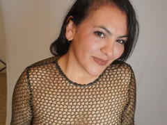 ScarlettOxford - female with black hair and  big tits webcam at xLoveCam